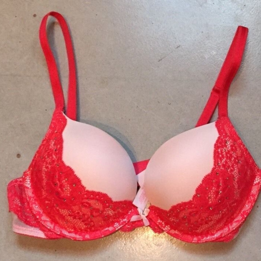 Victorias Secret 32B Red Lace Bra Dream Angels